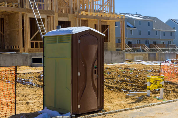 Best Portable restroom trailer rental  in Kootenai, ID